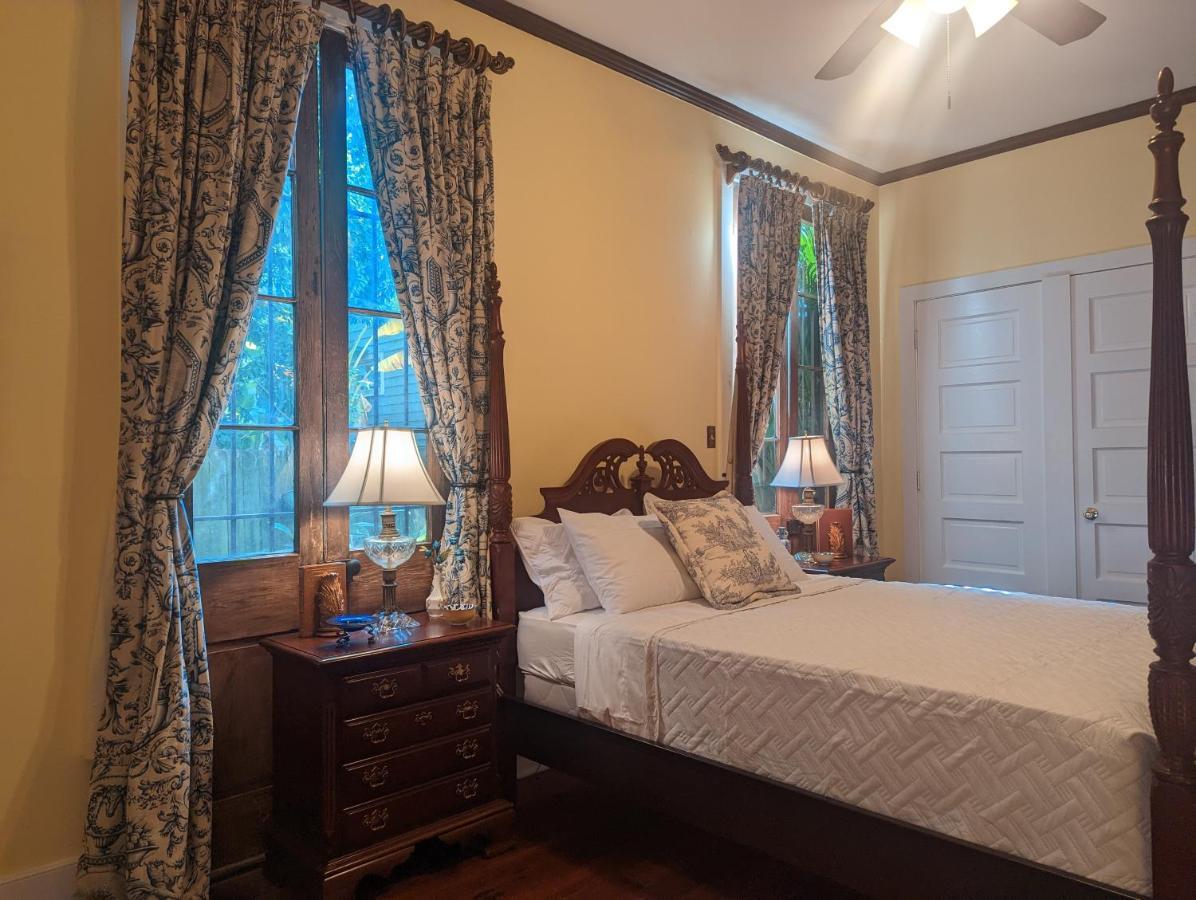 Villas De Frenchmen นิวออร์ลีนส์ ภายนอก รูปภาพ